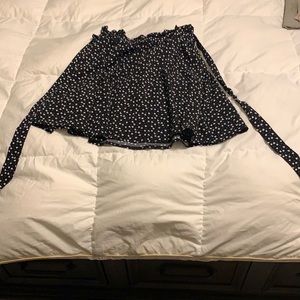 black and white flowy shirt